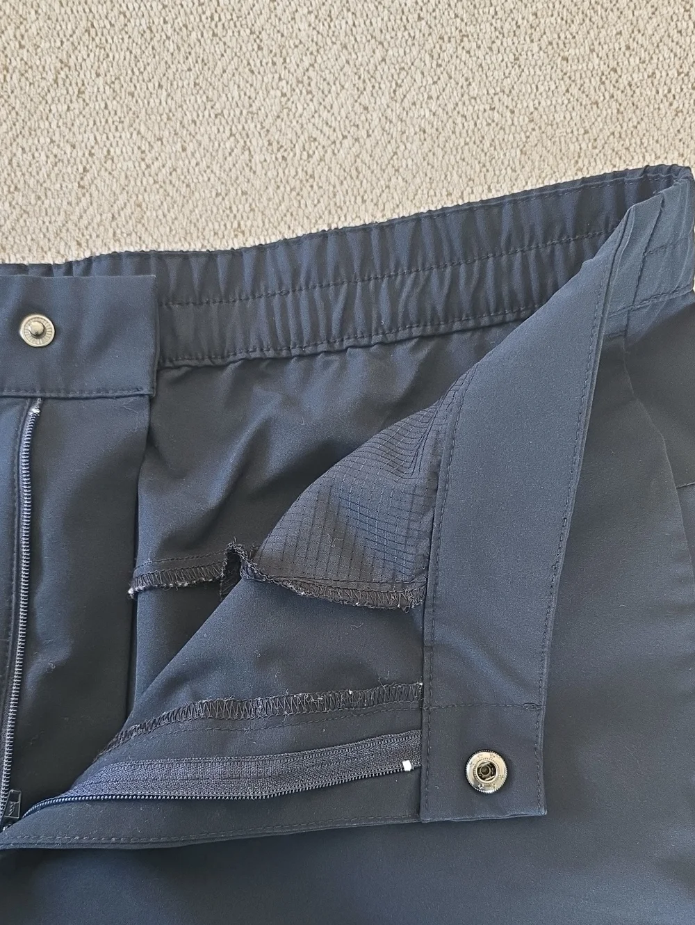 Banana Republic Black Casua Lightweightl Pants - Size 36